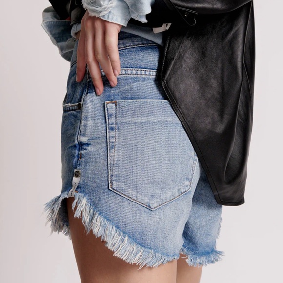 One Teaspoon Worn Out Hendrixe Outlaws Mid Length Denim Shorts-Size 26 - Picture 2 of 13